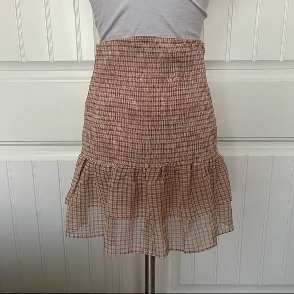 Showpo. Pink All The Pretty Girls Mini Skirt - Picture 4 of 6